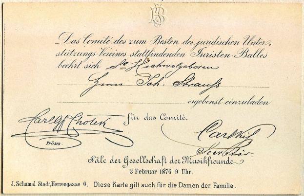 Alter deutscher Regierungsausweis mit handgeschriebenem Text und einem Logo oben drauf.