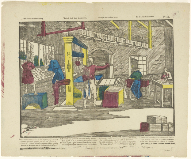 Zeichnung eines Fabrikinnenraums mit Arbeitern, die Maschinen bedienen und Tische, Fenster entlang der Wände und Text am unteren Rand des Papiers.