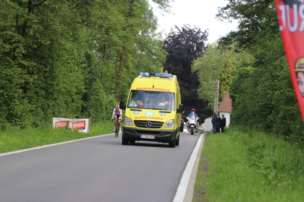 FW-DE: Datum: 01.05.2025/ Uhrzeit: 16:24/ Dauer: ca. 80 Minuten/ Ort: Dahlerbrücker Str. Ecke Loher Str./ Einheiten: Freiwillige Feuerwehr Breckerfeld/ Polizei/ RTW/ NEFRTH/